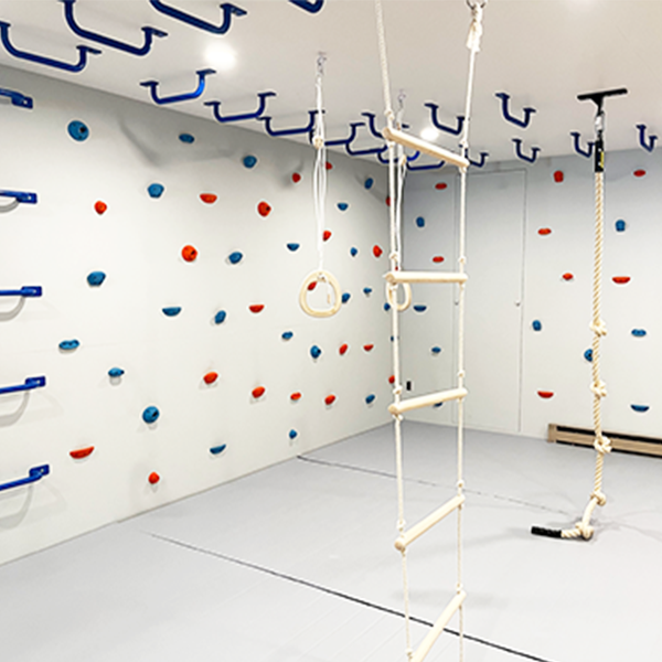 How to install DIY climbing wall