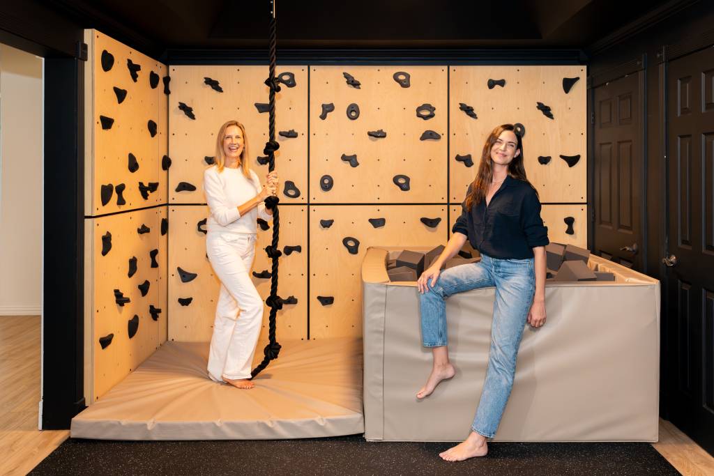 Smart Playrooms 